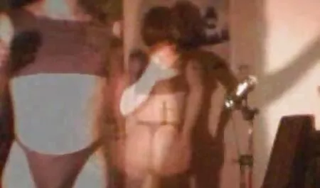 Crvenokosa prsata ruža jebe se sex film pornos nakon tuširanja