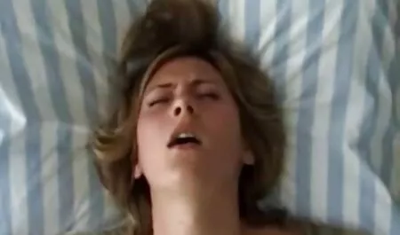 4 - intenzivni sex film free tinejdžer za orgazam