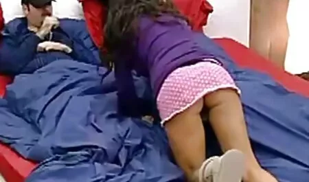 Sana bi imala vrlo veliko opterećenje na svom potrebitom sauna sex film grlu