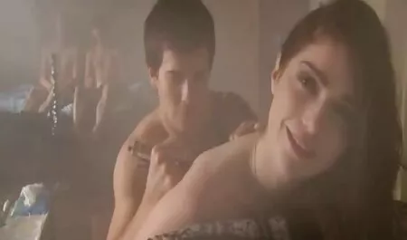 Prirodne sise javni seks pornofilms 2018