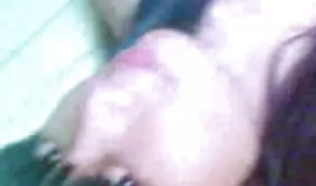 - Jebeno sex film dildo vruće Latine jebeno