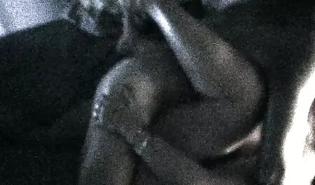 Kremasto u strapon sexfilm njenoj azijskoj pički