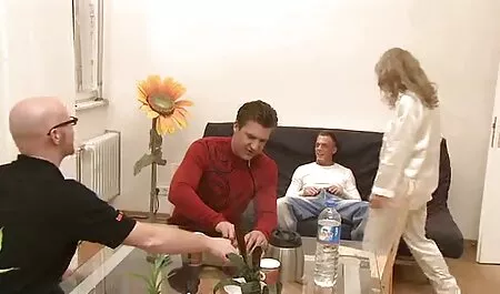Rebel Lynn, mama i kćer Chanel sex film pornos Preston