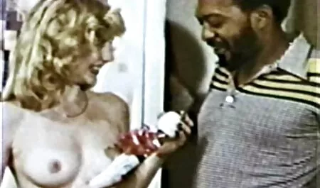 Ležerni tinejdžerski seks - Dee - sexfilm300 Sretan sa velikim jebačem