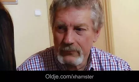 Maja se bavi kickom u sauna sex film maca i usta