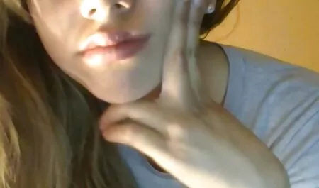Erica Bella u spotu gratissexfilm sa scenama 1