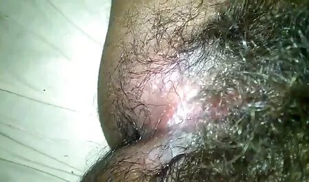 Prilično plavokosa maserka se magma sex film naljuti